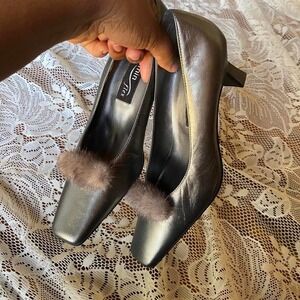 silver steel grey leather kitten heels with fur pom poms‎ size 7
